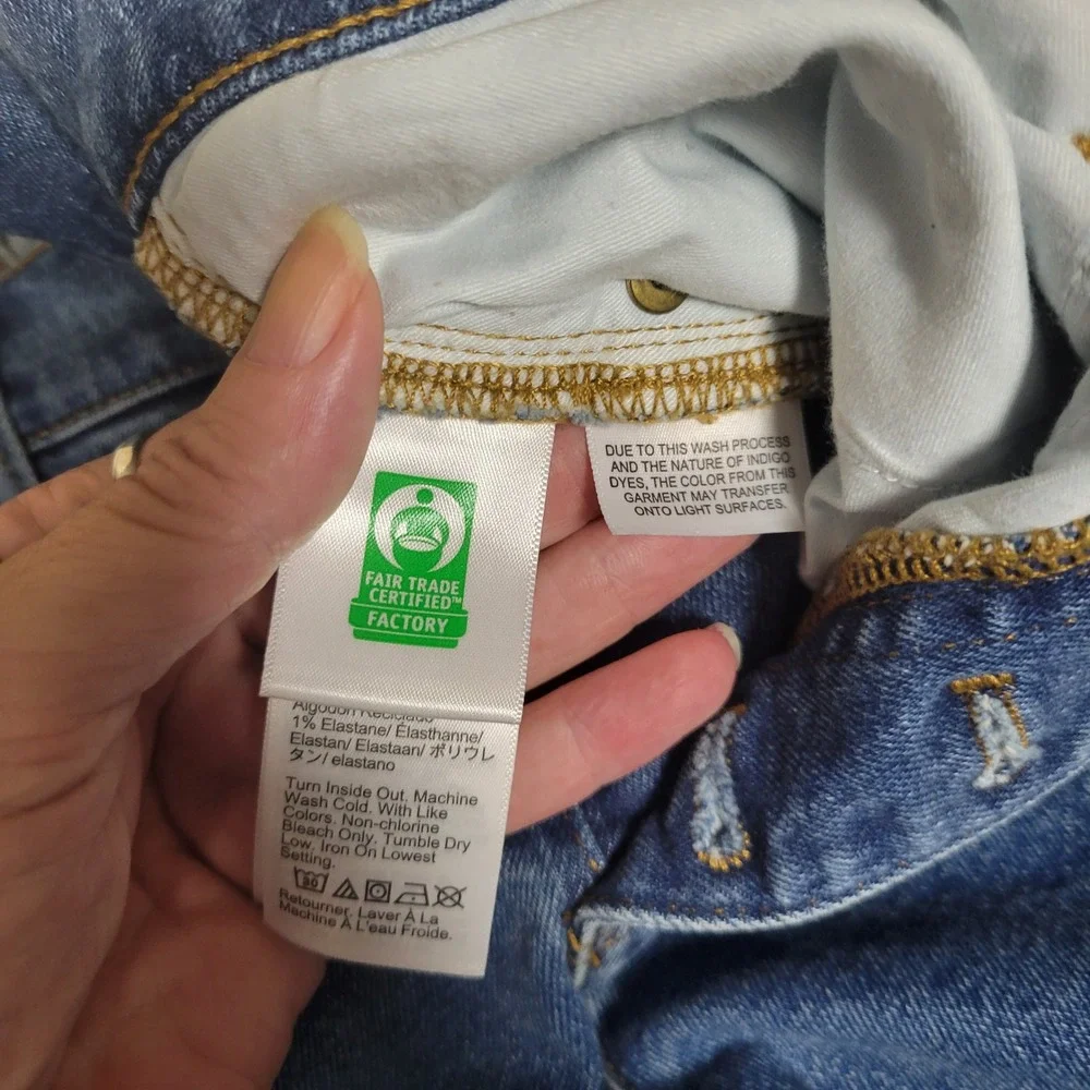 J Crew Mid Rise Flare Crop Jeans Size 28 (Actual 31x26)‎ Button Fly Stretch